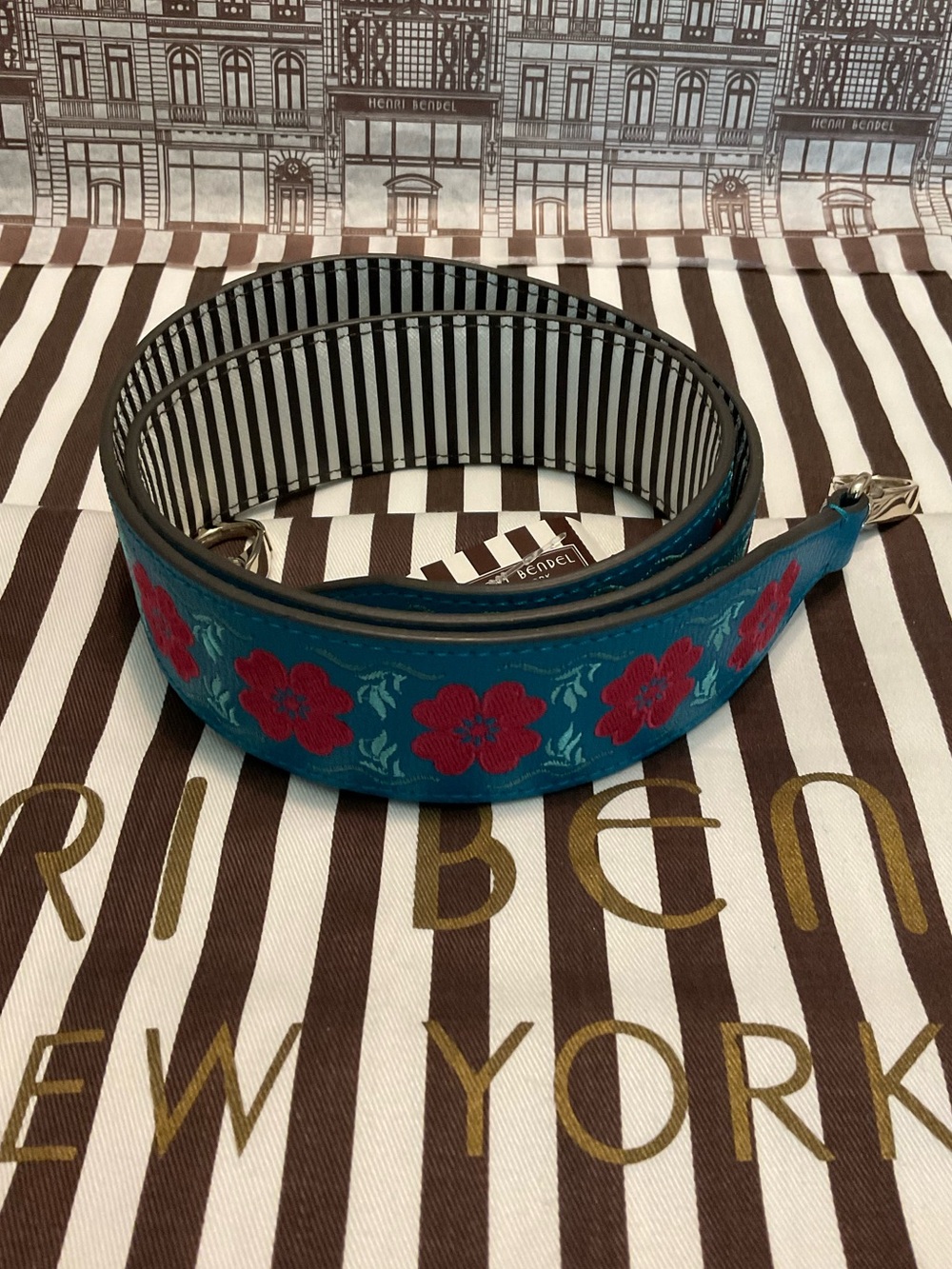 NWT Henri Embroidered Henri Bendel Guitar Purse Strap - Tahitian Tide